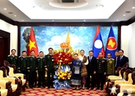 Vietnam’s MND congratulates Laos on 50th anniversary of National Day